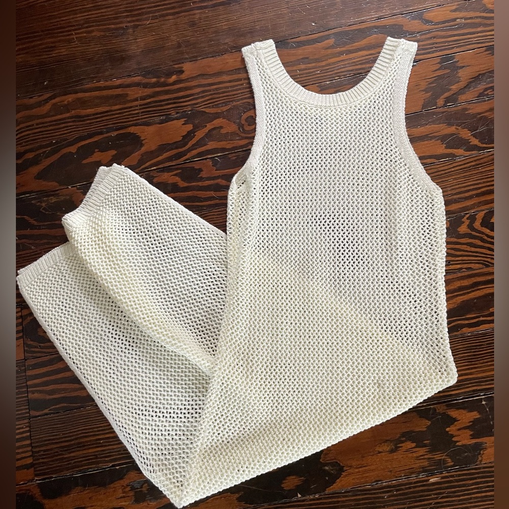 Lulu’s knit swim suit coverup